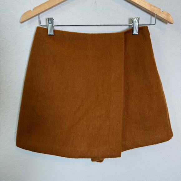 Skies Are Blue Women's Caramel Skort Short Size XS NEW - Picture 2 of 8